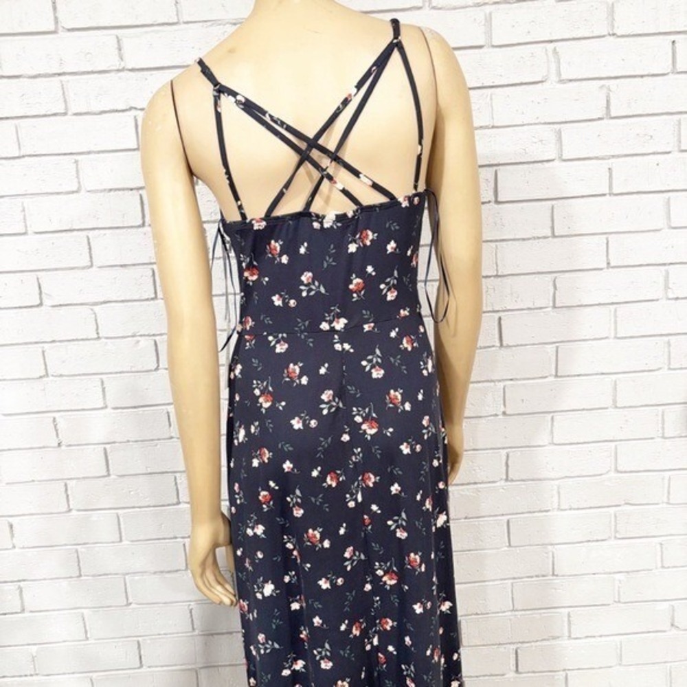 Nine Britton Women's Blue Floral Willow Knit‎ Maxi Dress - Size Medium - Picture 7 of 15